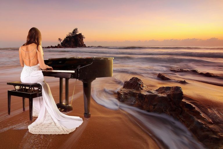 Play Piano by Ear a Great Skill